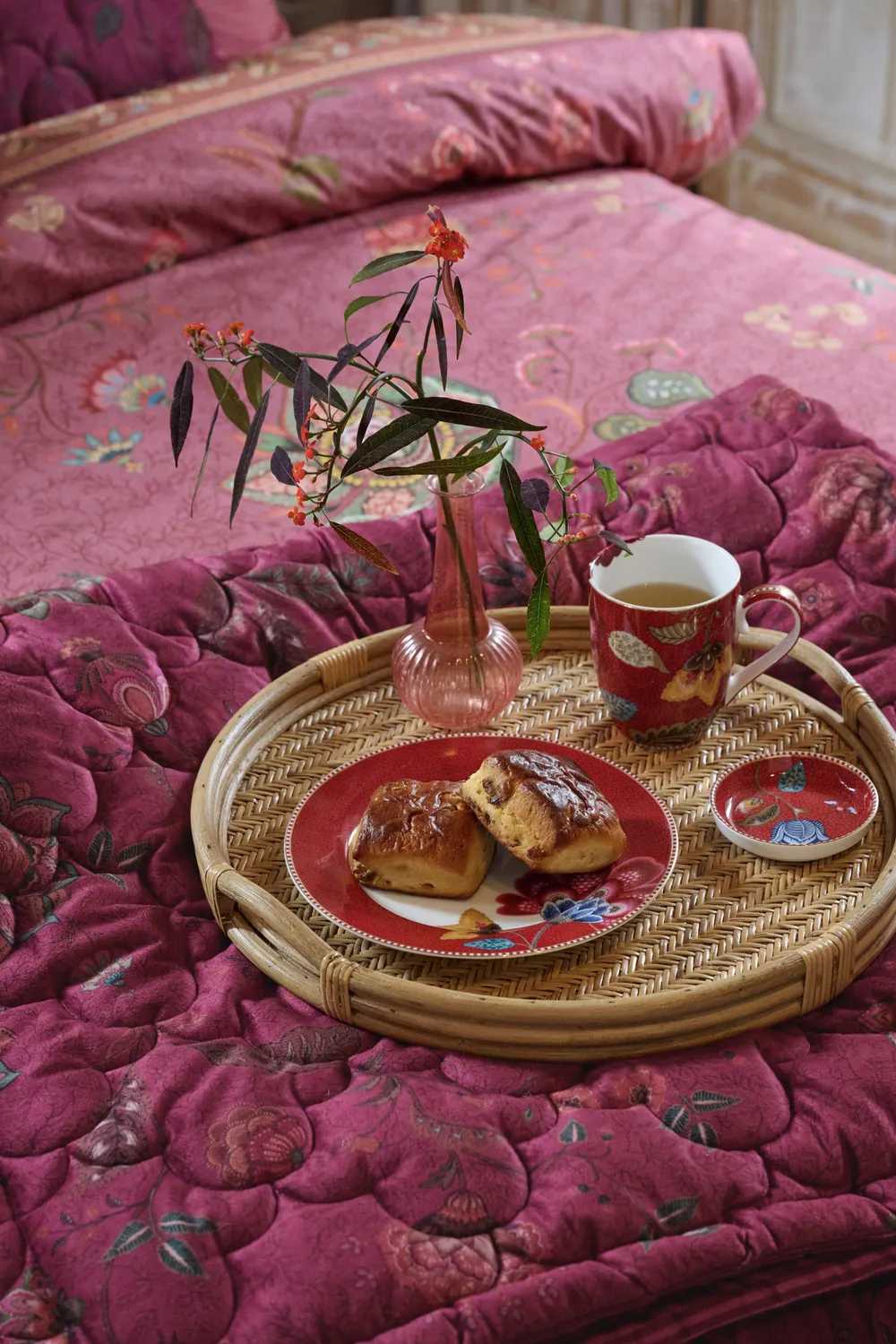Pip Studio Mumbai Evening putevar 60x70 mørk rosa blomst