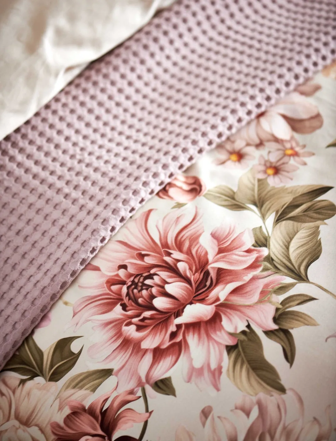 Vandyck Harmony dynetrekksett 200x200 cream tan blomster sateng