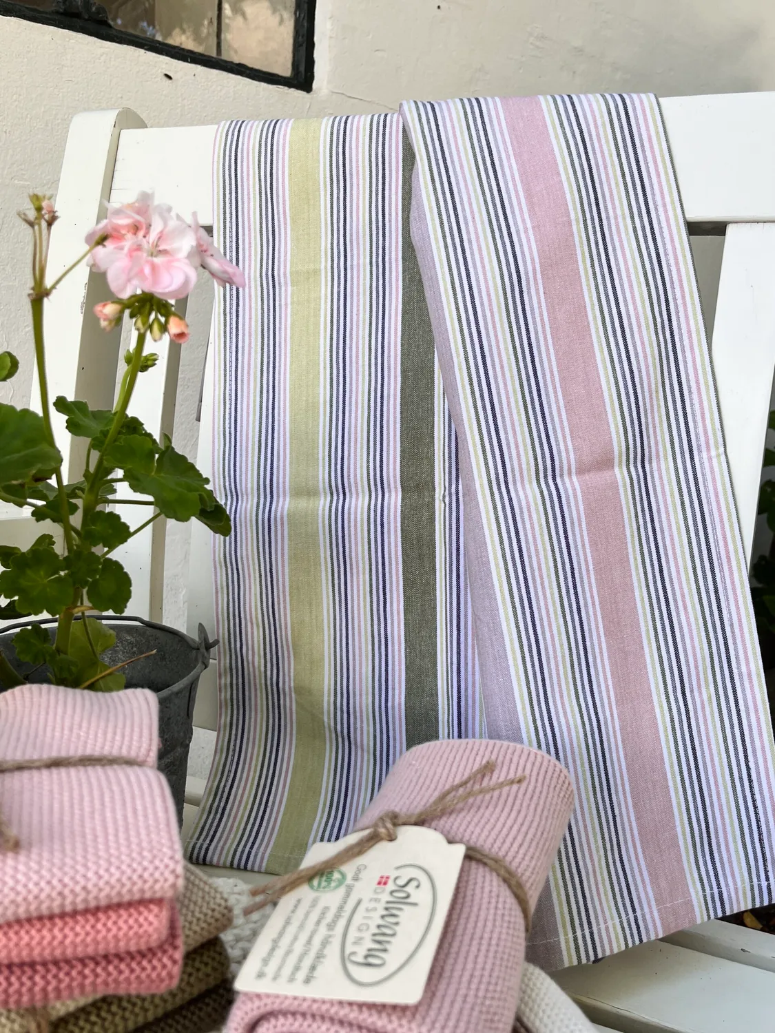 Solwang Design kjøkkenhåndkle støvet pastel vevet