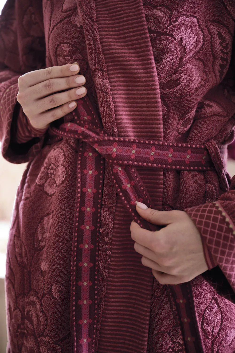 Pip Studio Jasmin Jacquard badekåpe mørk rosa M bomull