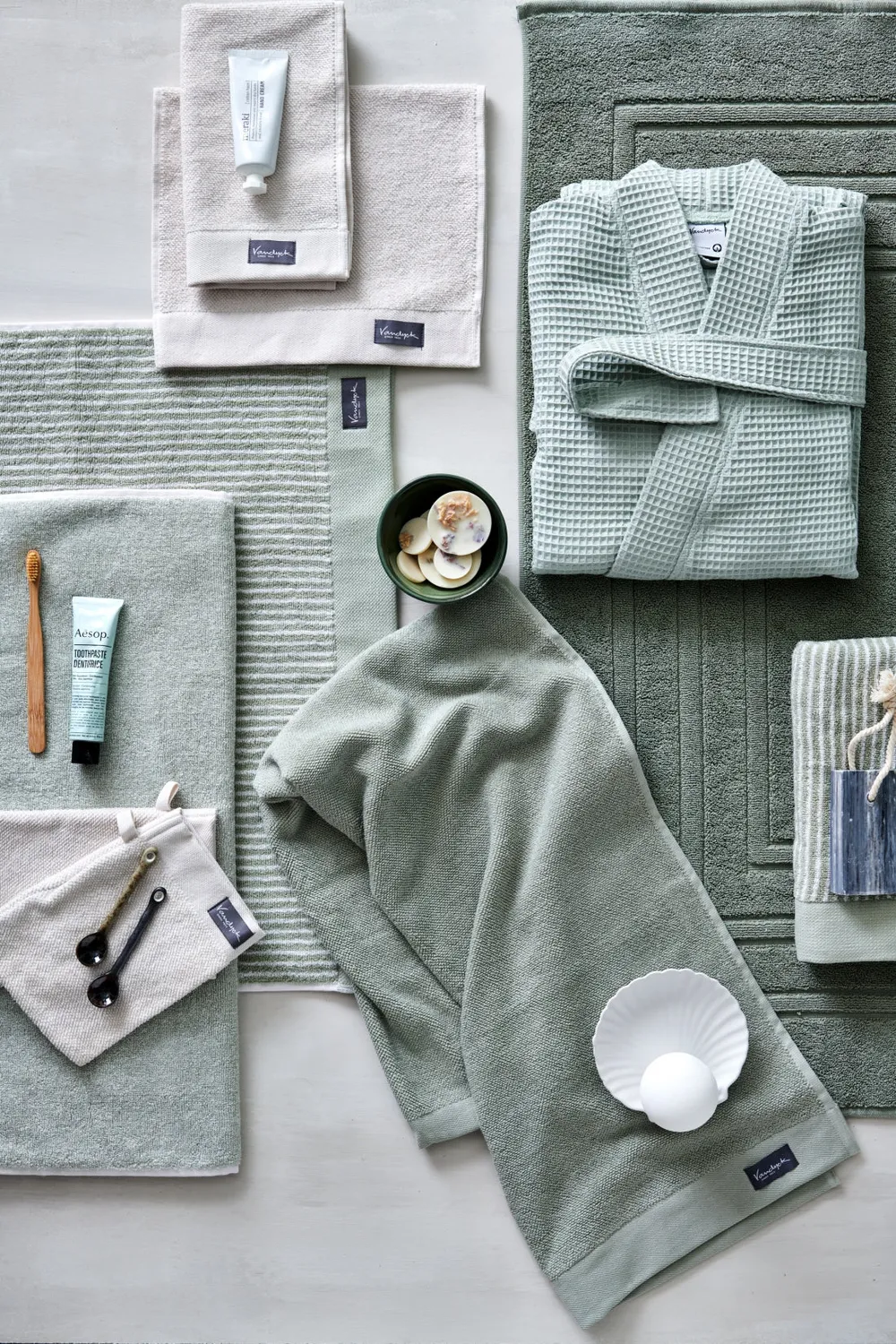 Vandyck Home Petit Ligne håndkle 60x110 smoke green bomull