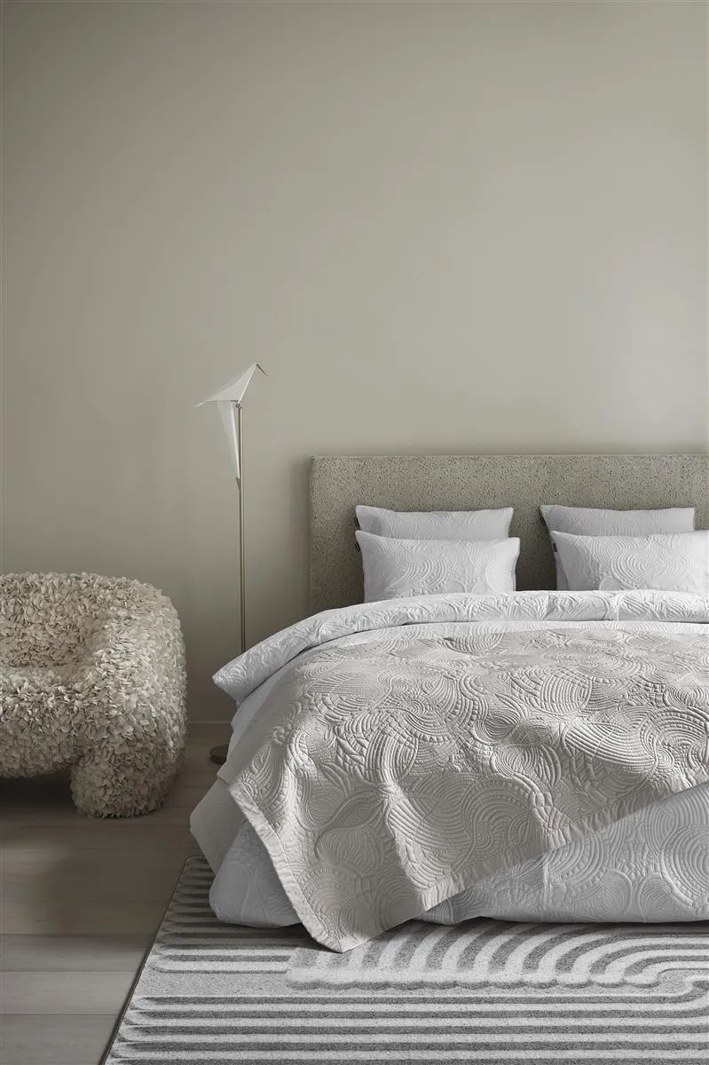Moooi Embroidered Dodo dynetrekk 260x220 elfenben sateng