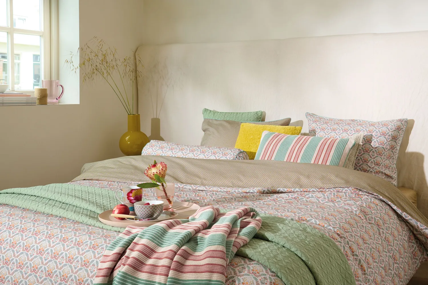 Pip Studio Bailamos pyntepute sand 22x70 cm percale