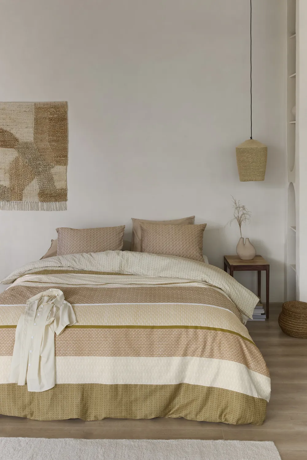 Beddinghouse Hilde dynetrekk naturel 200x200/220 cm stripet