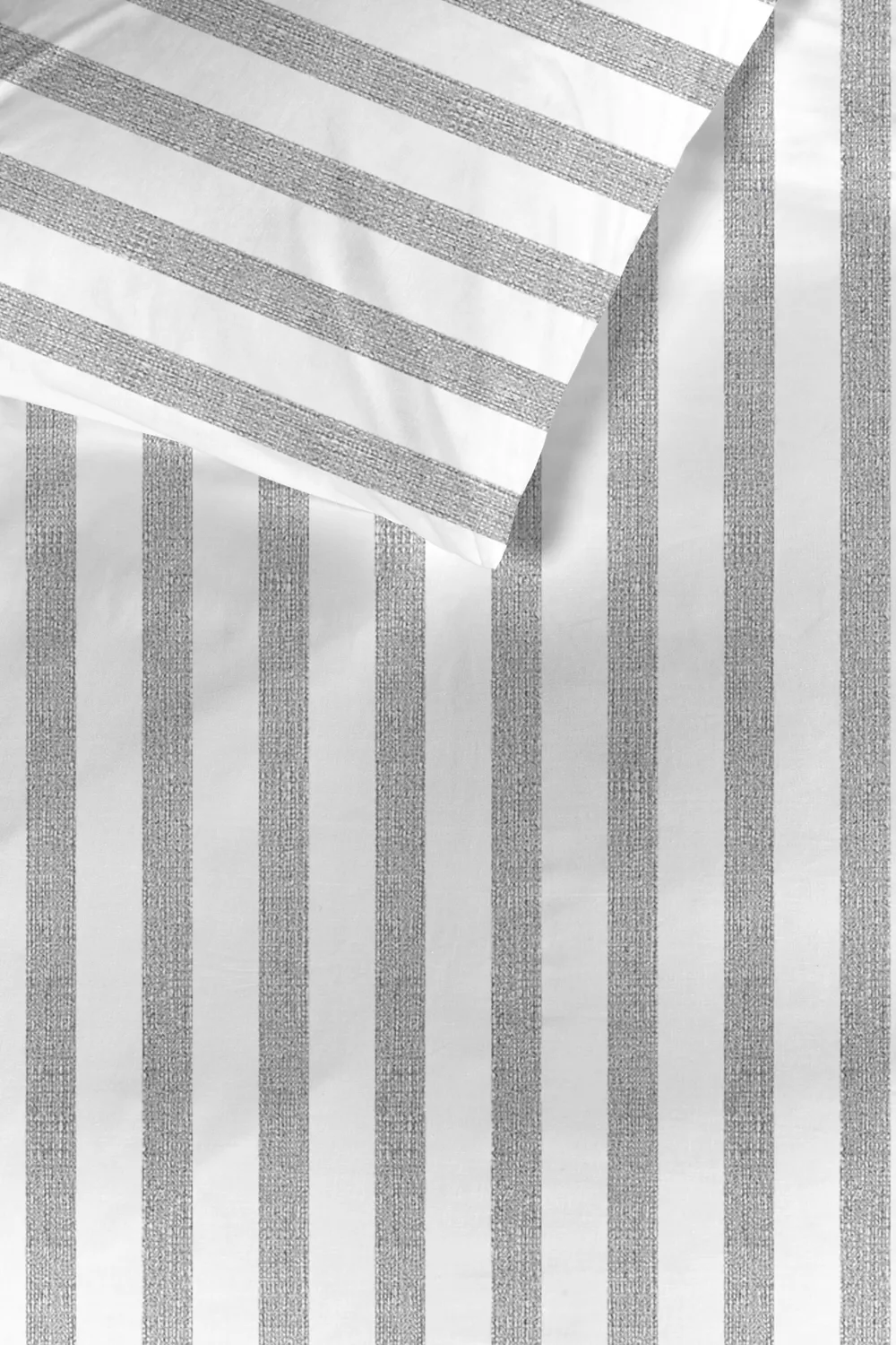 Ambiante Ally dynetrekk 140x200 cm lys grå striper