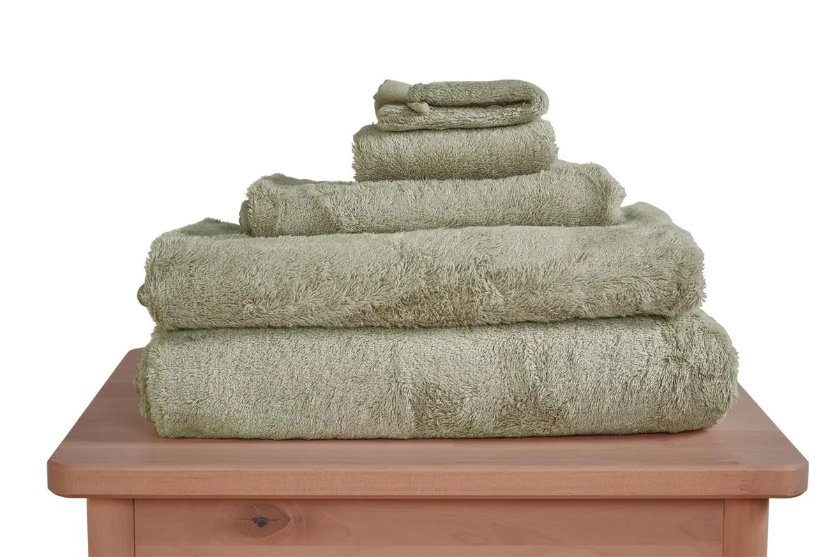 Beddinghouse Care Cotton Bamboo håndkle 70x140 grønn ensfarget