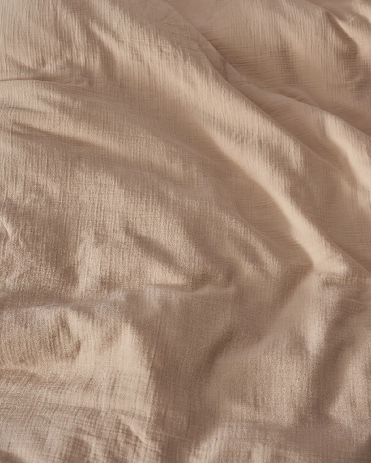 vtwonen Gentle Embrace sengeteppe 180x240 rosa