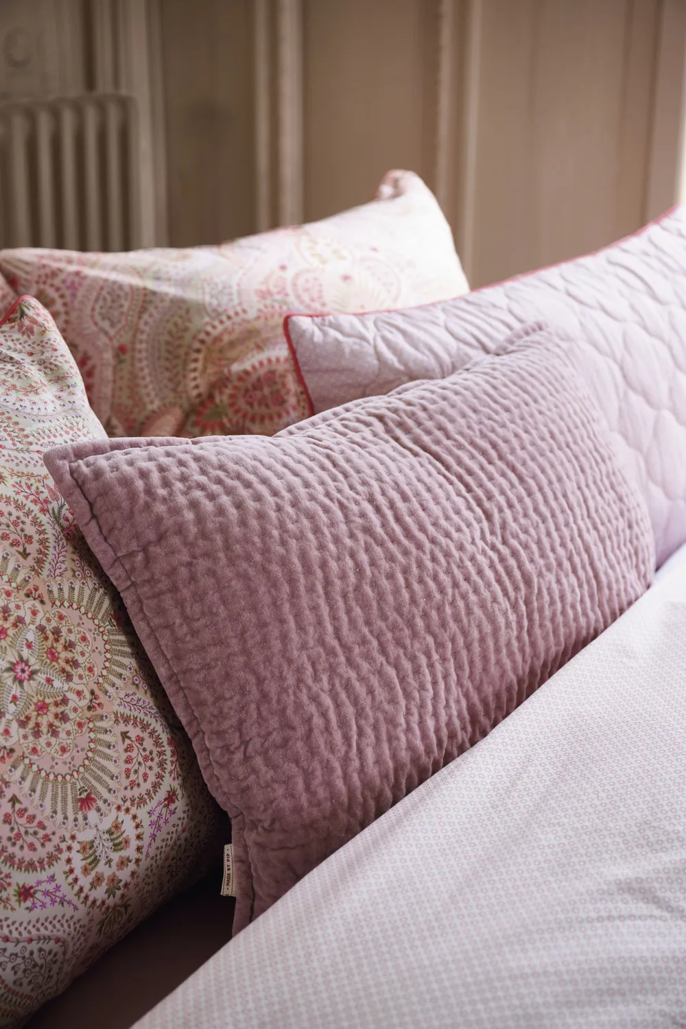 Pip Studio Velvet Sky pyntepute mauve 40x60 cm