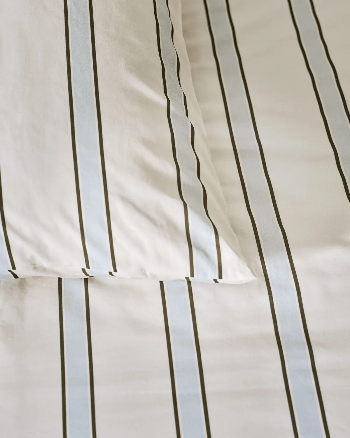 vtwonen Fun Stripe dynetrekk 140x220 blå bomull