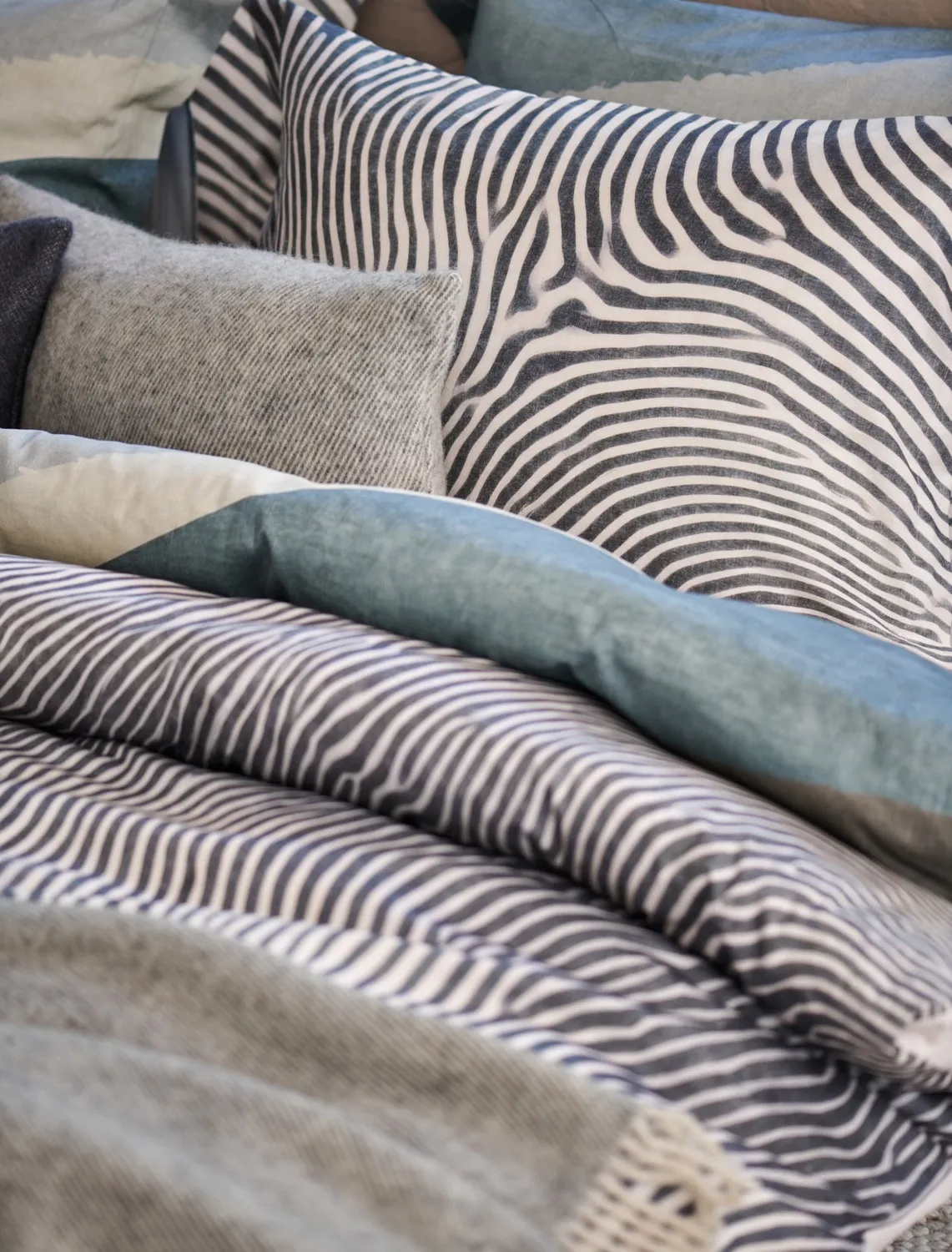 Vandyck Stumble sengesett 140x200 faded denim sateng