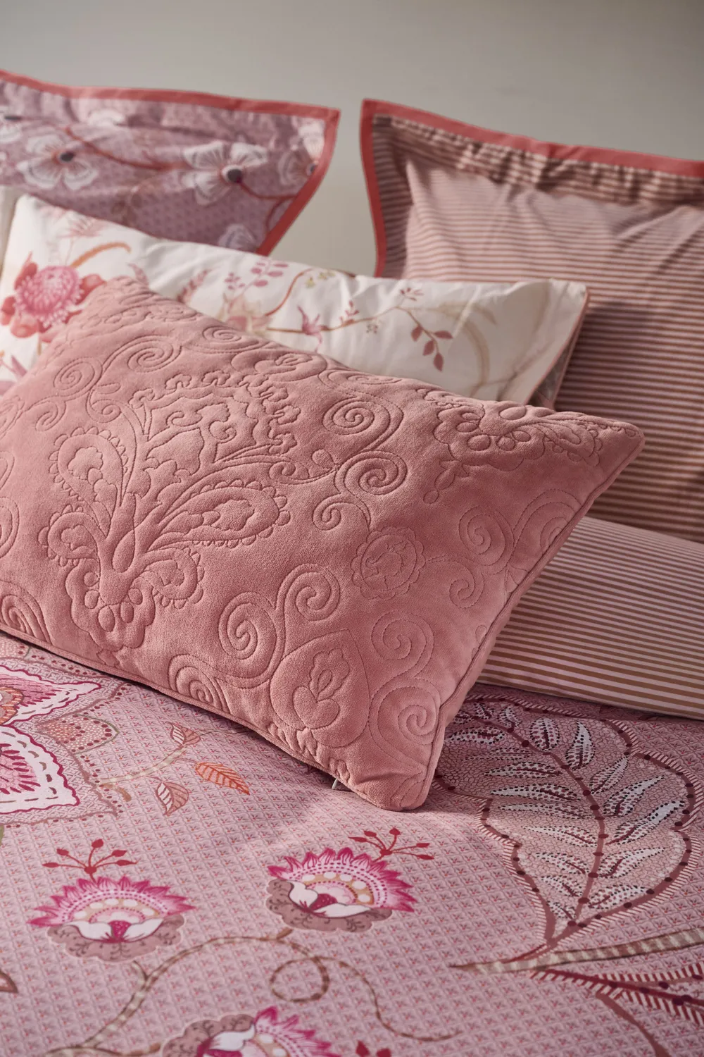 Pip Studio Quilty Pip pyntepute rosa 40x60 cm