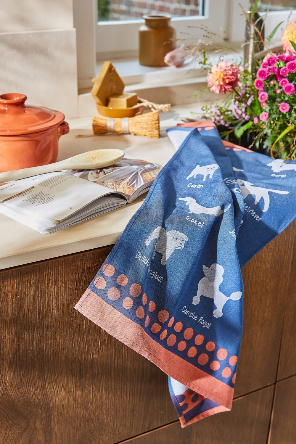Coucke Dog Breeds Jacquard kjøkkenhåndkle mørkeblått 50x75 cm bomull