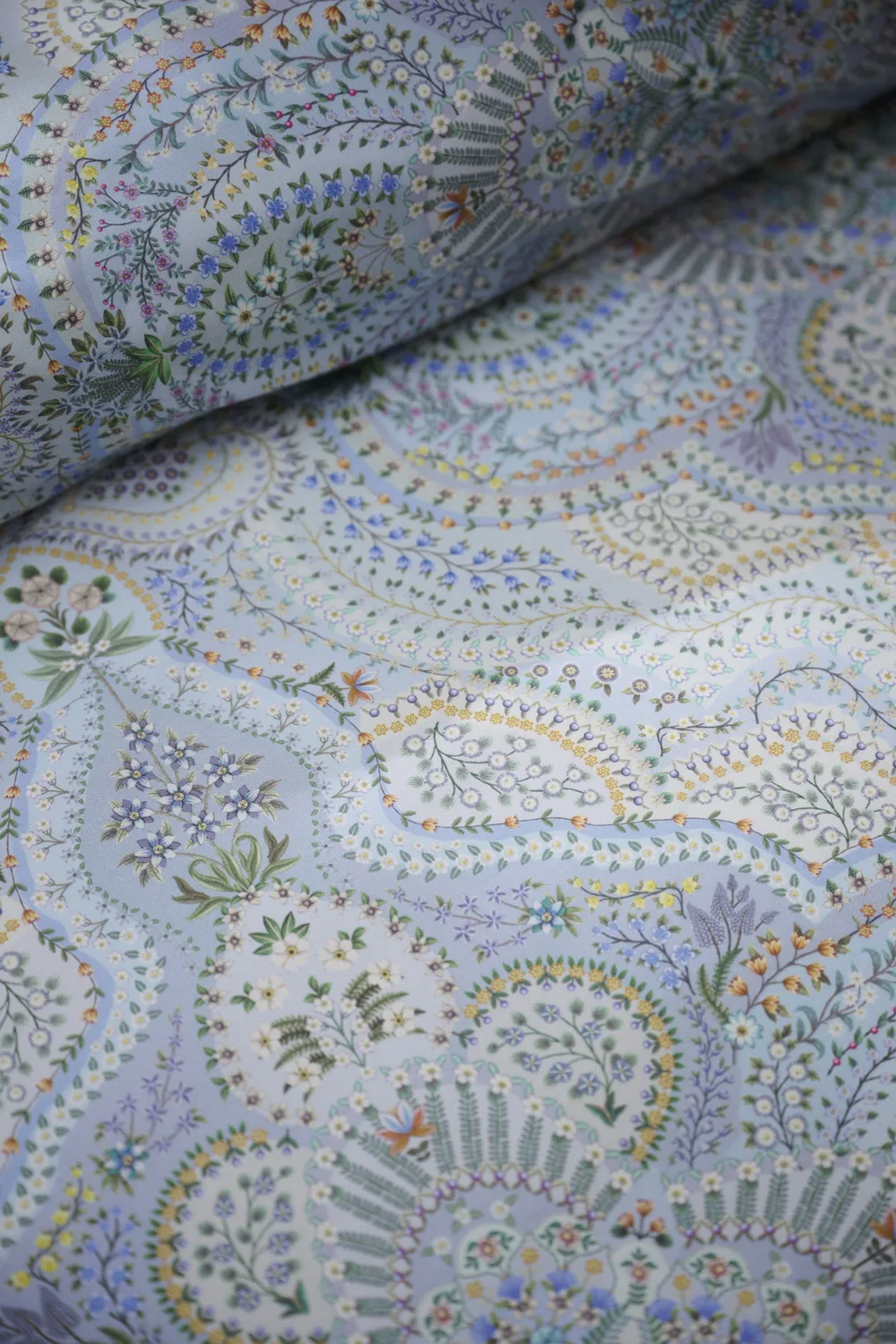 Pip Studio Moon Flower dynetrekk 240x200 lyseblå