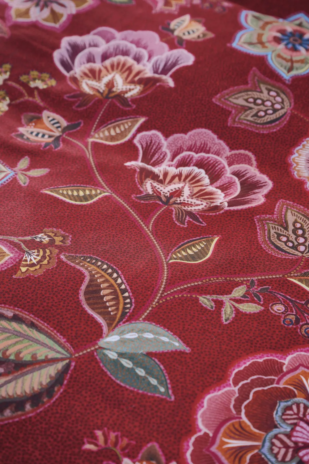 Pip Studio Matata pyntepute rød 53x53 cm bomullsperkal blomster