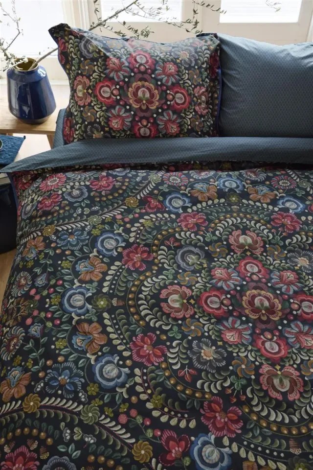 Pip Studio Il Ricamo dynetrekk mørkeblått 200x200/220 bomull