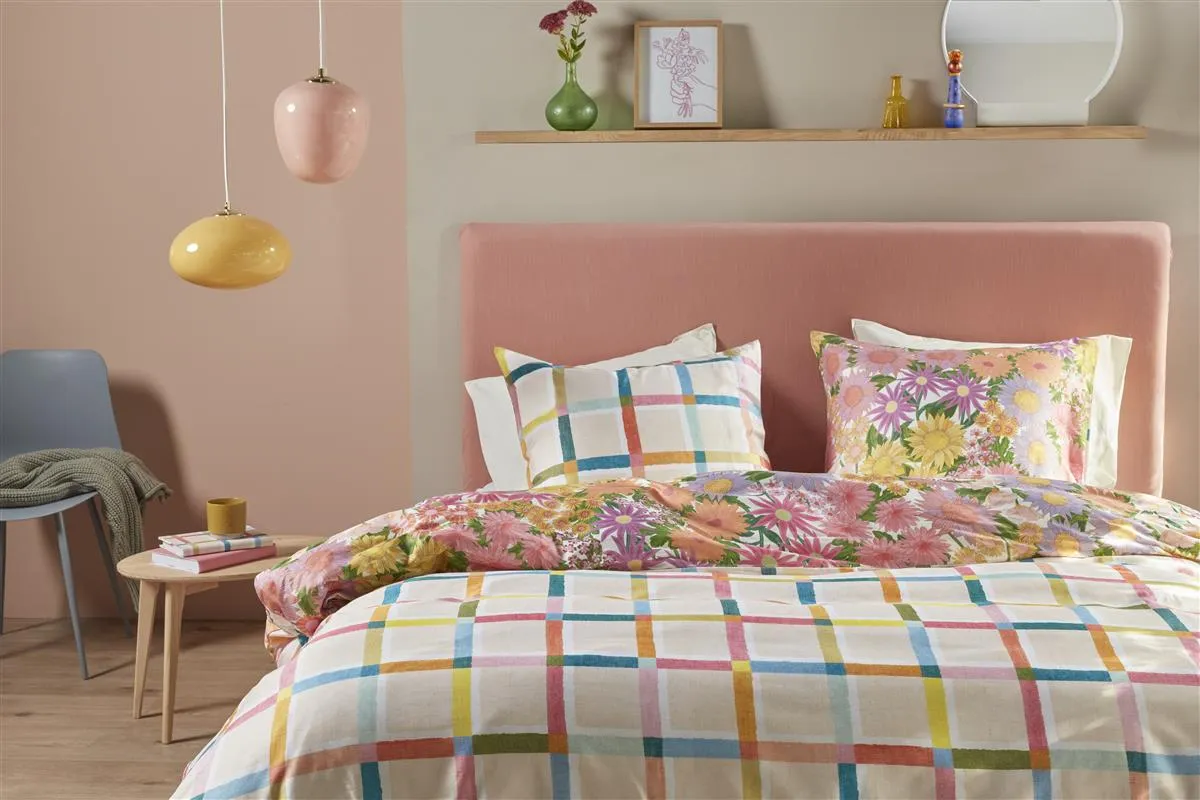 Oilily Lucia sengetrekk multi 140x200 blomster sateng
