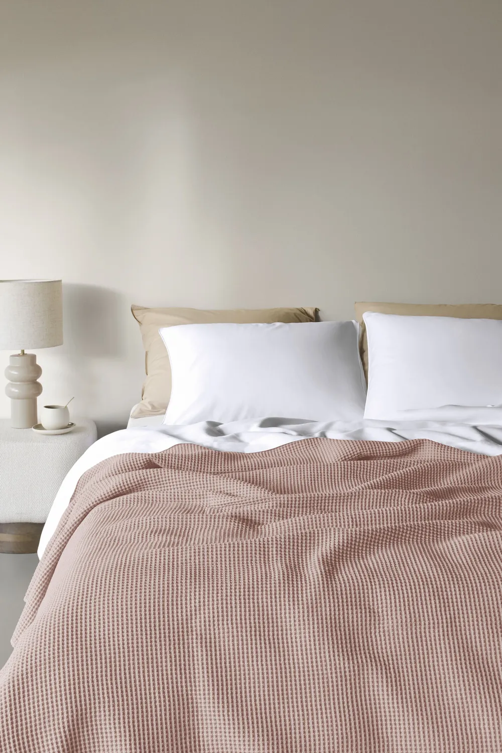Beddinghouse Brisk sprei 180x240 lyserosa bomull
