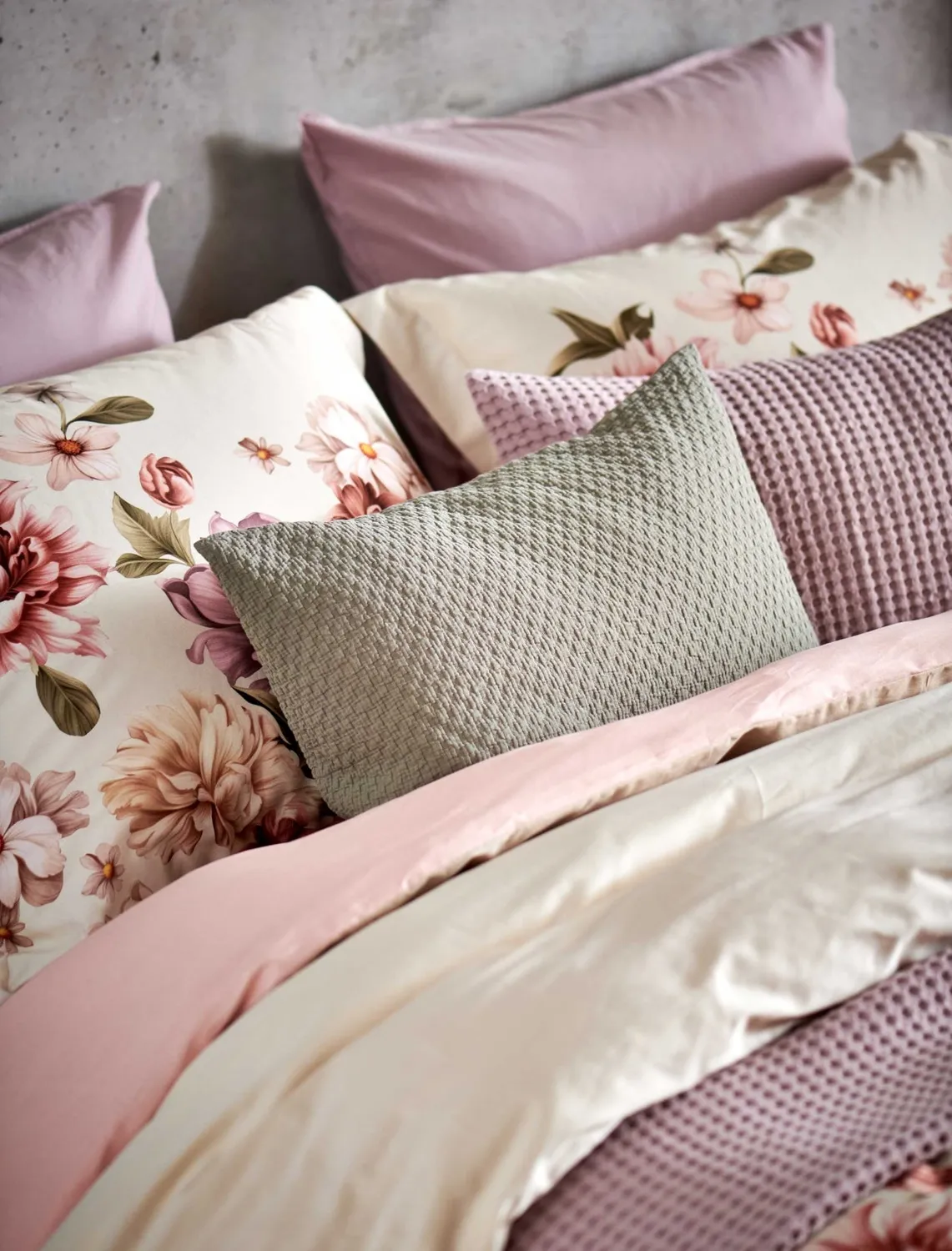 Vandyck Harmony dynetrekksett 200x200 cream tan blomster sateng