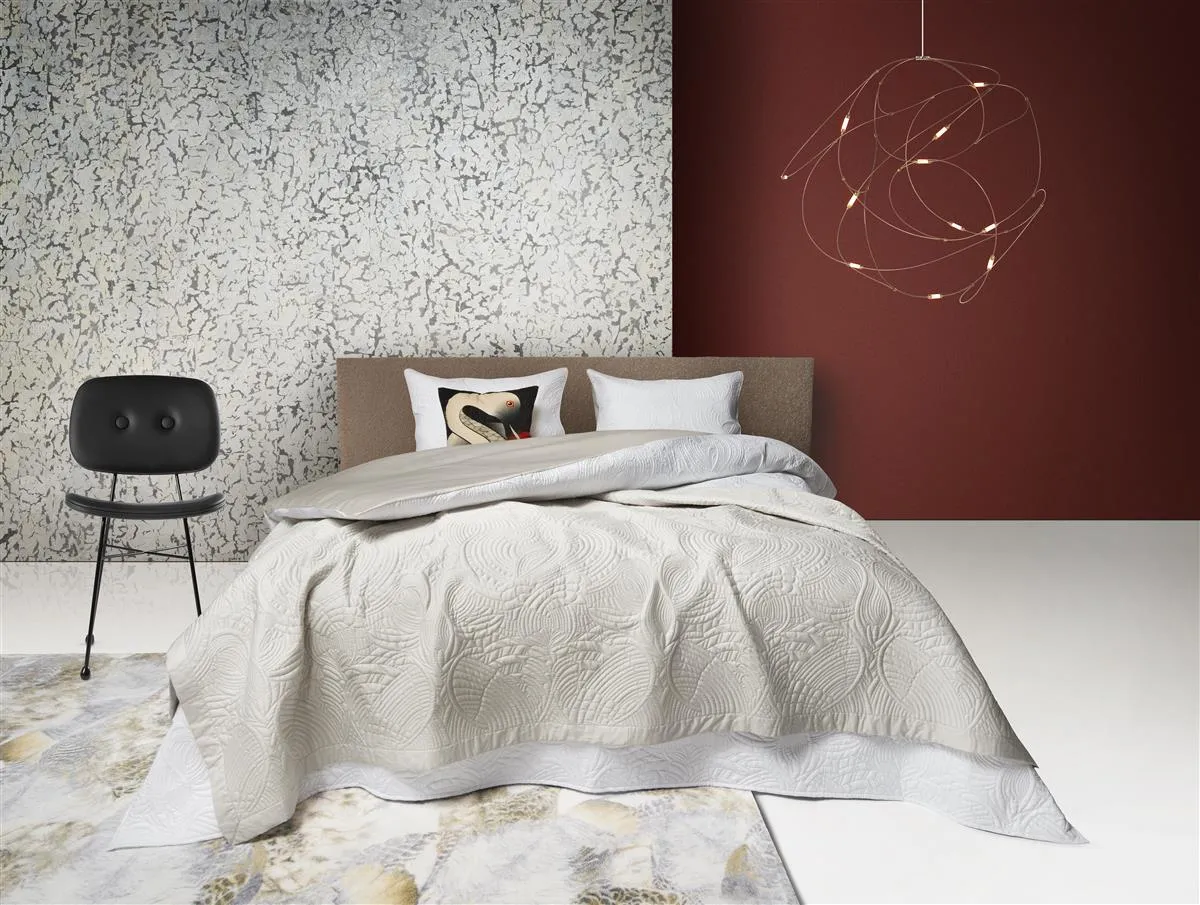 Moooi Embroidered Dodo dynetrekk 260x220 elfenben sateng
