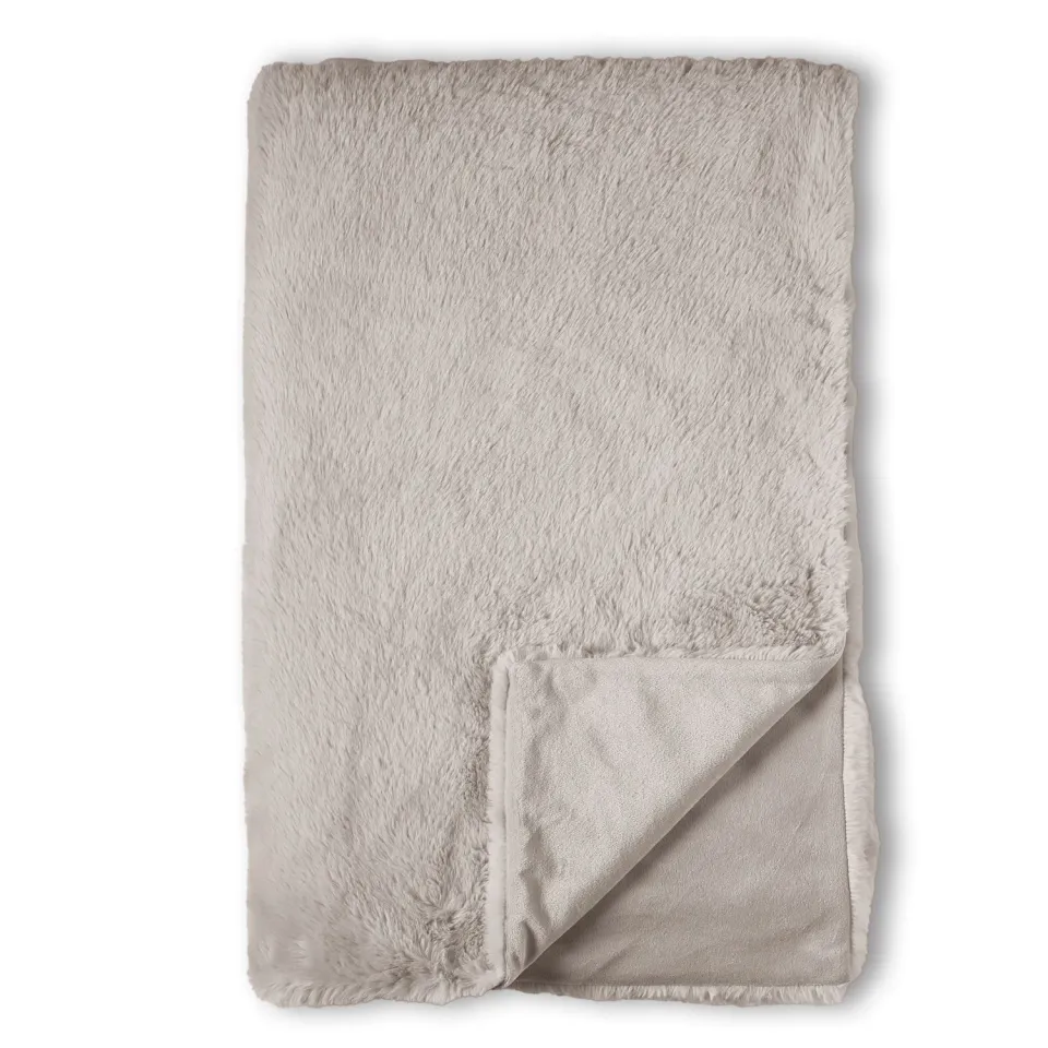 KAAT Fluffy pyntepute 50x50 sand fuskepels