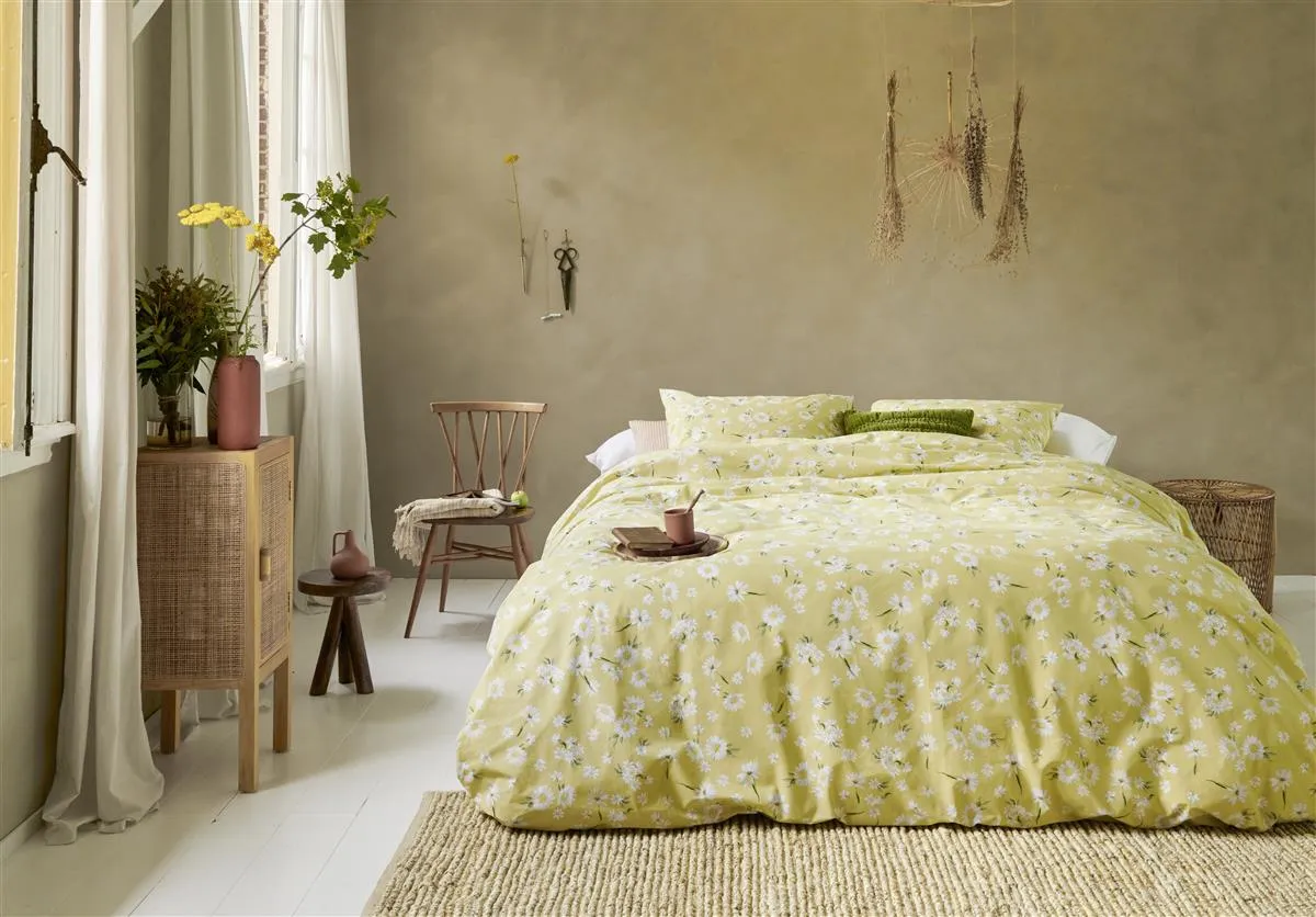 Ariadne at Home Daisies dynetrekk 140x200 lysegul blomster