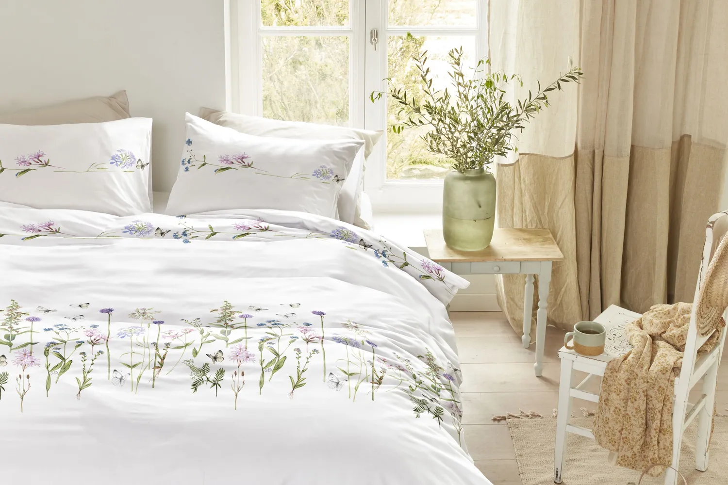Marjolein Bastin Soft Bloom dynetrekk 240x200 multi bomull