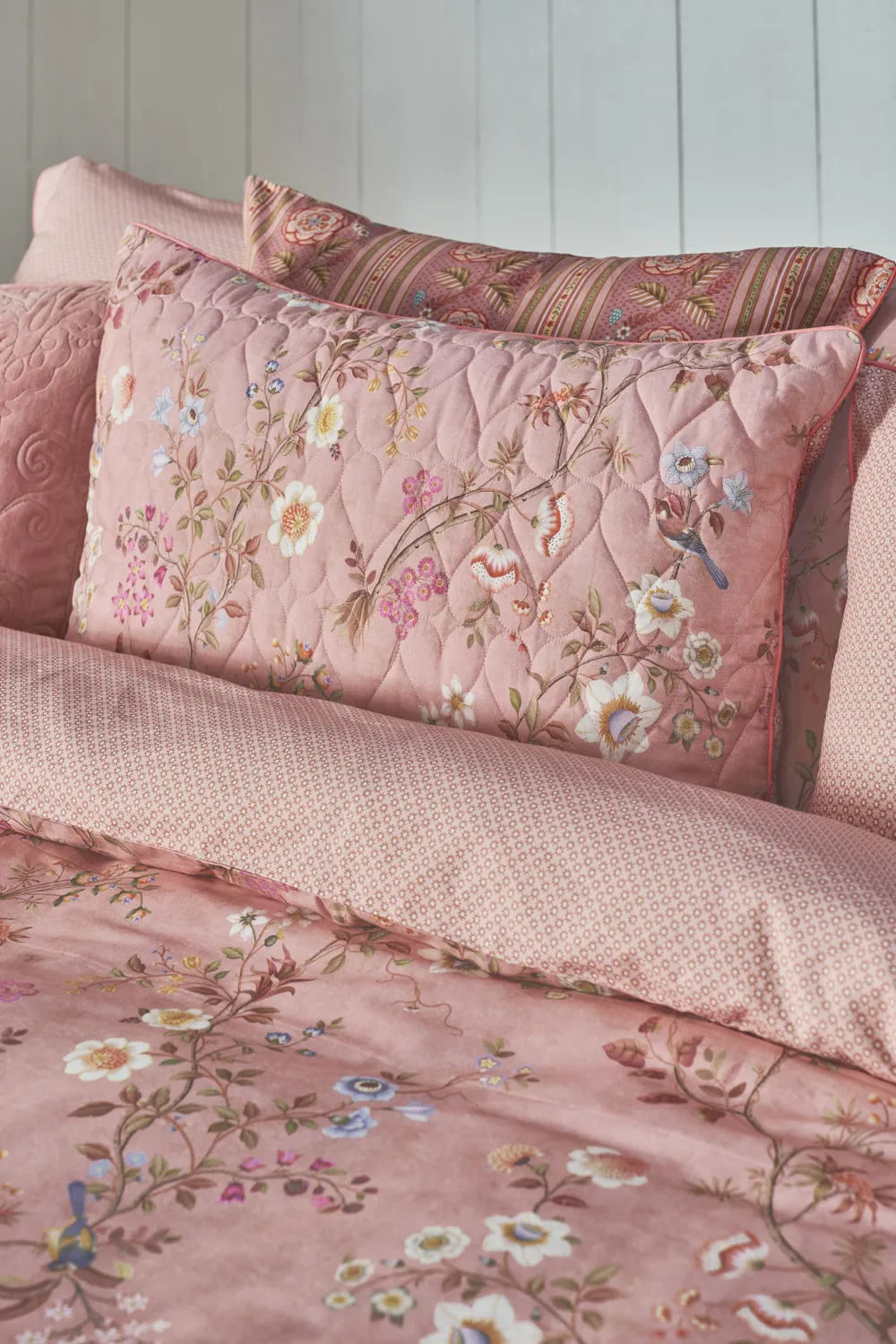Pip Studio Lotus Lullaby pyntepute 45x70 rosa bomull