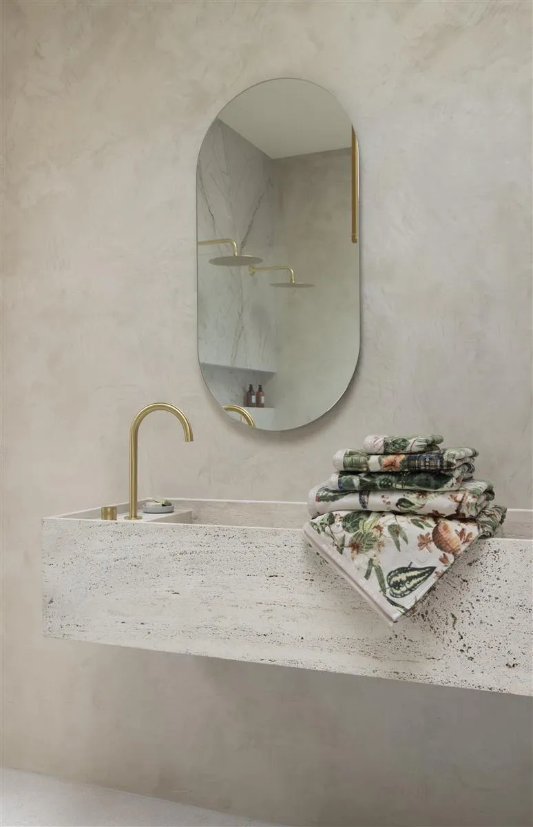 MOOOI Menagerie badehåndkle 70x140 cm elfenben dyr