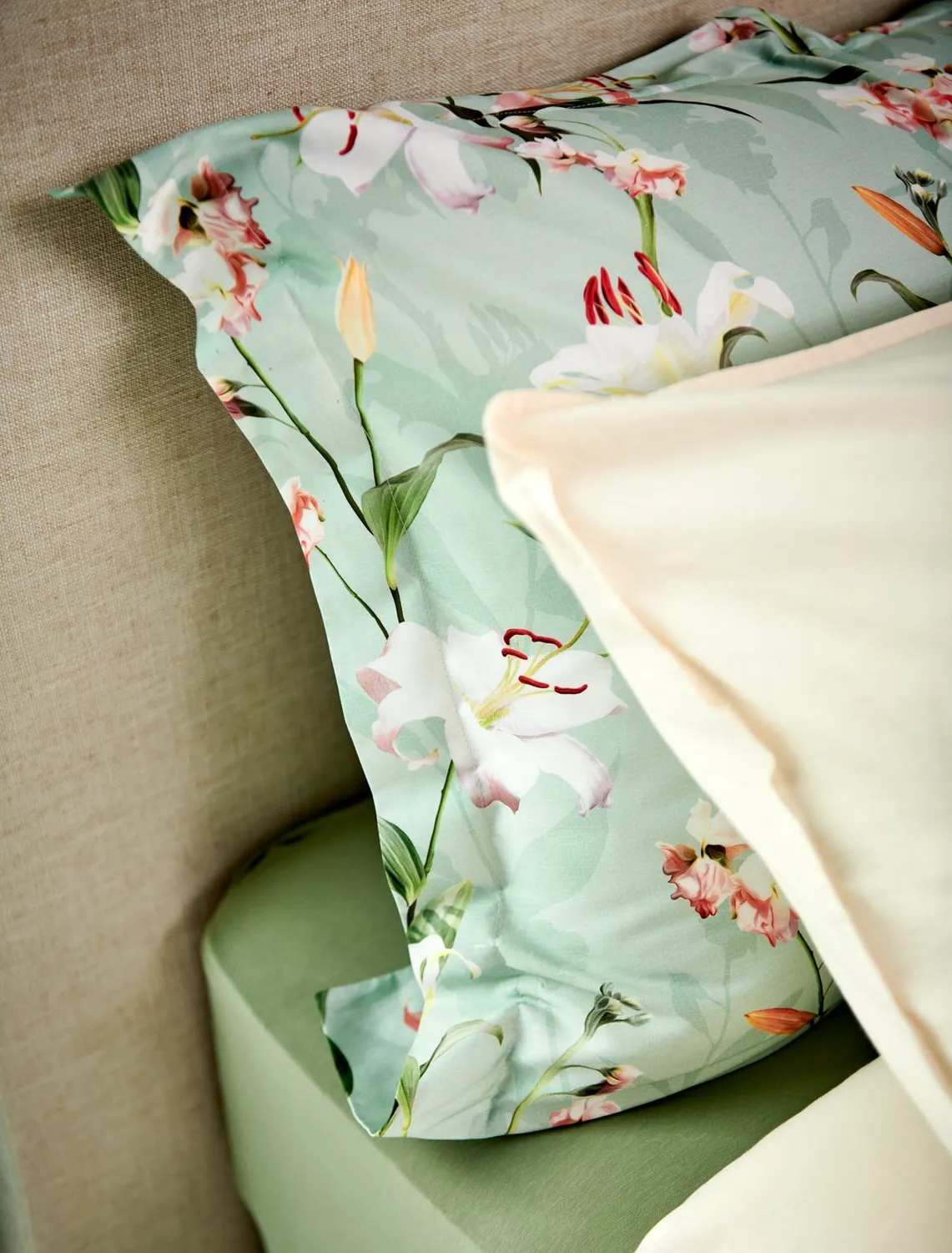 Vandyck Azalea dynetrekksett light green 200x200 bomullssateng