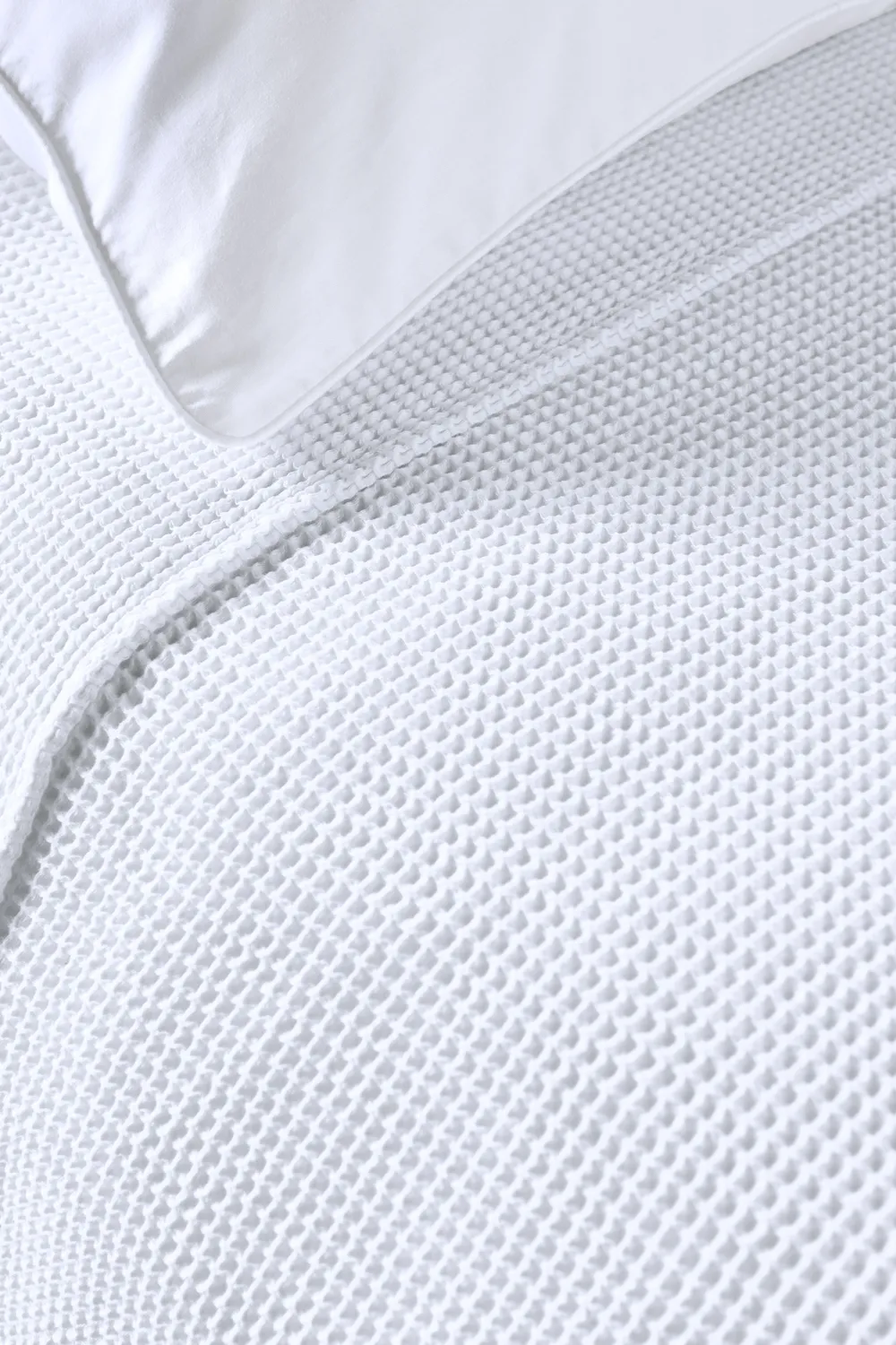 Beddinghouse Brisk sprei hvit 180x240 cm bomull