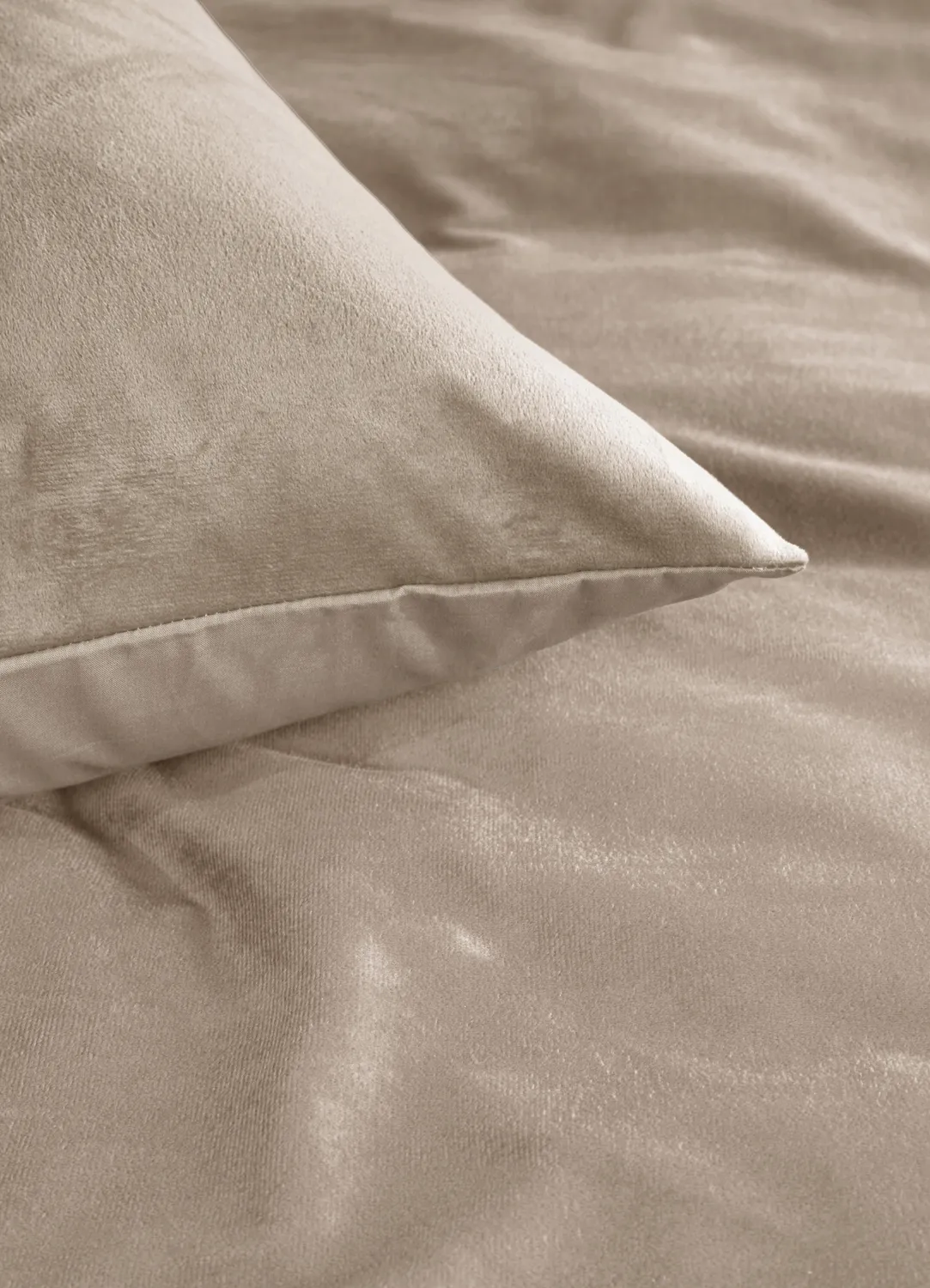 Ambiante Velvety dynetrekk sand 140x200 cm med putetrekk