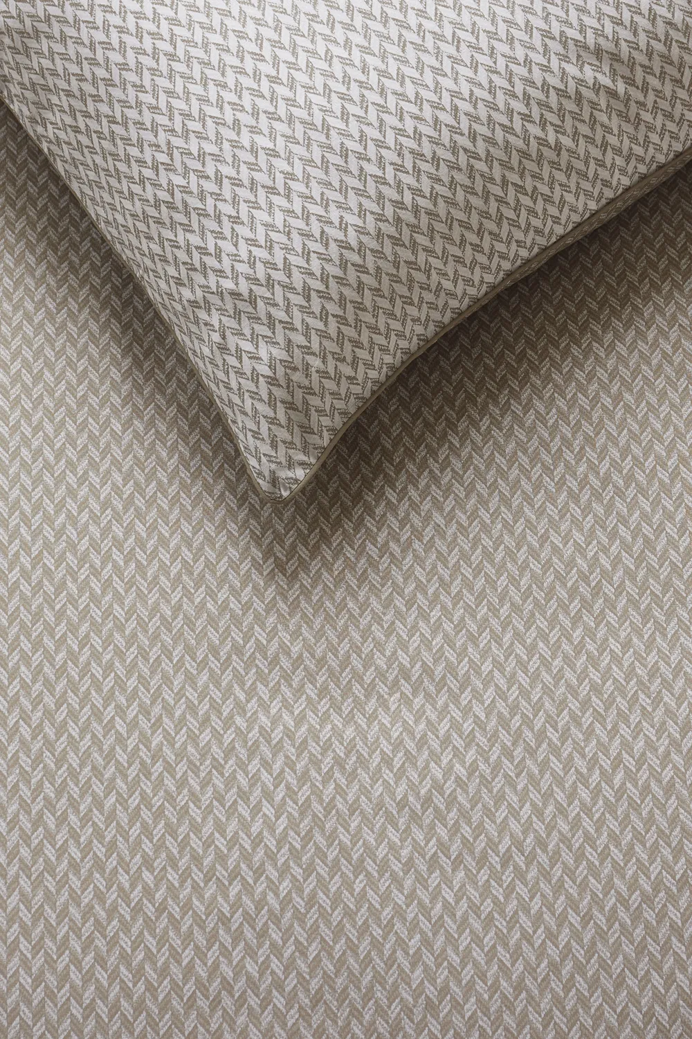 Rivièra Maison Emery dynetrekk 140x200 cm taupe fiskeben