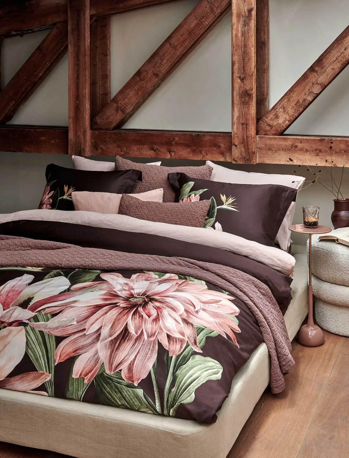 Vandyck Paradise Bloom dynetrekk 140x200 chocolate sateng