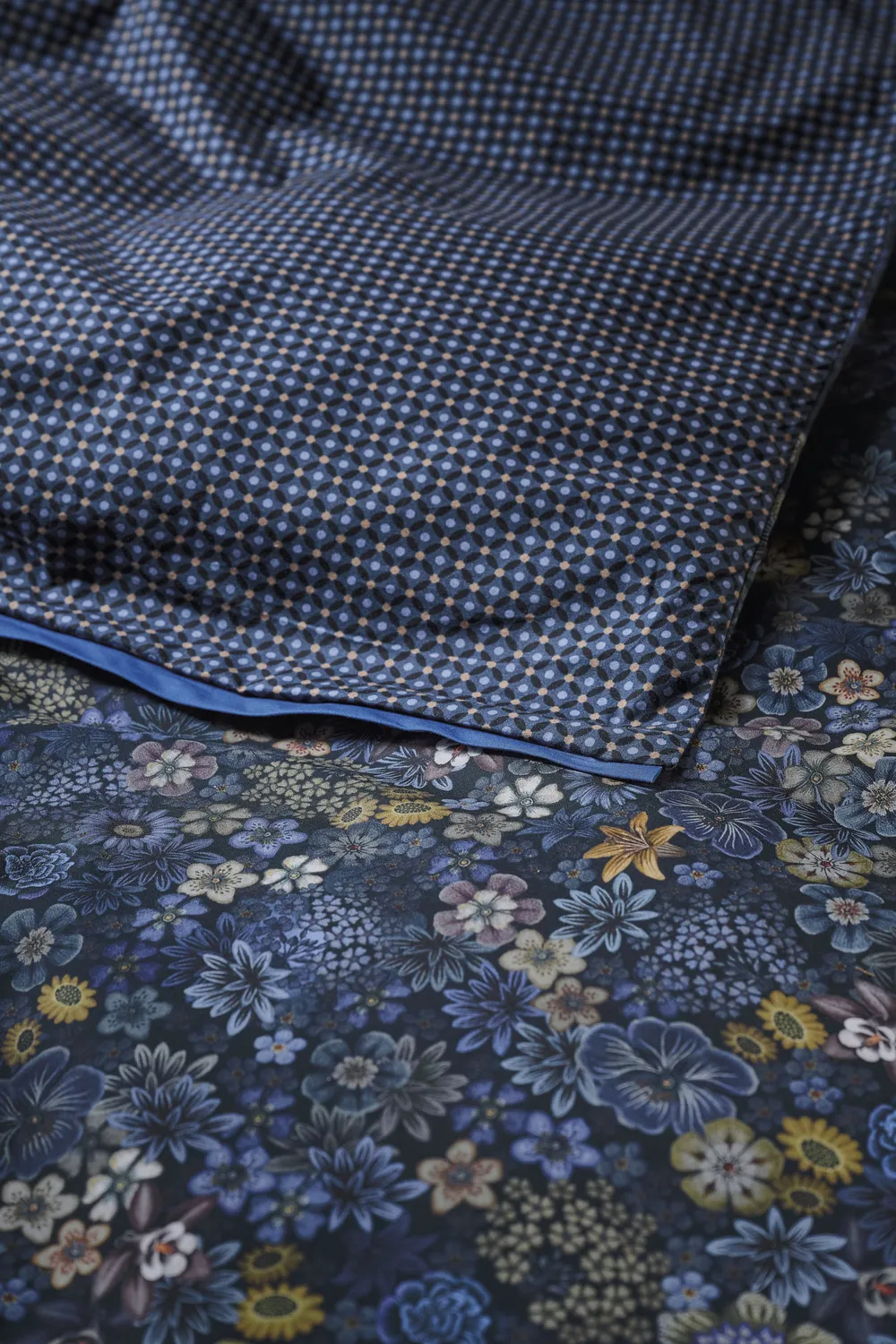 Pip Studio Tutti i Fiori dynetrekk mørkeblå 140x200 perkal