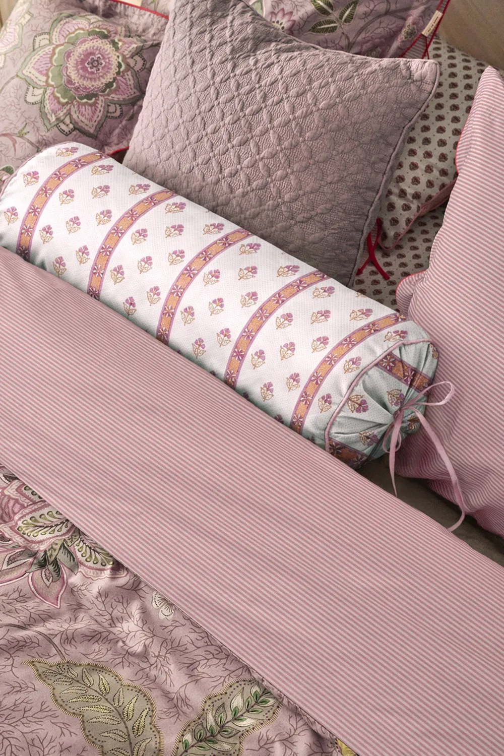 Pip Studio Kairi Bloom pyntepute 22x70 lyserosa