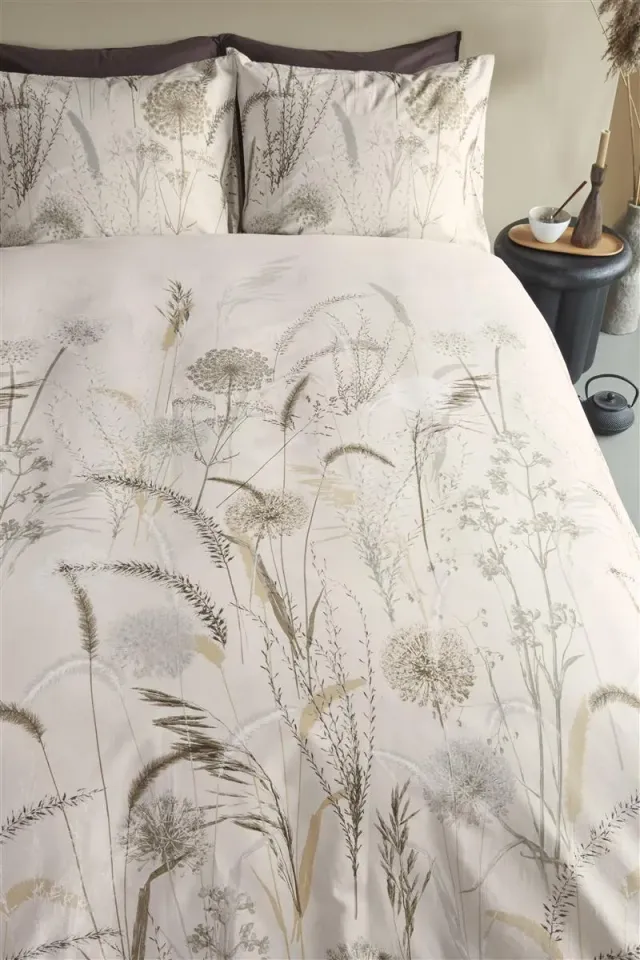 Beddinghouse Amelie dynetrekk 240x220 naturel blomster