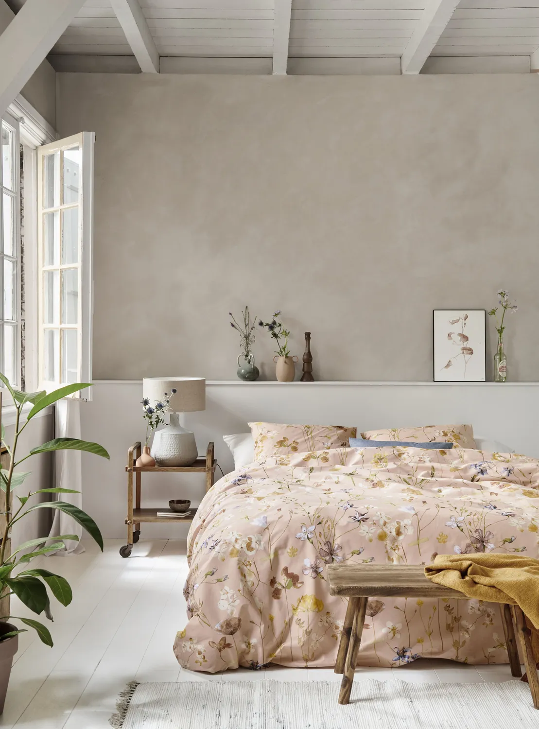 Ariadne at Home Soft Flowers dynetrekk 140x200 nude flanell