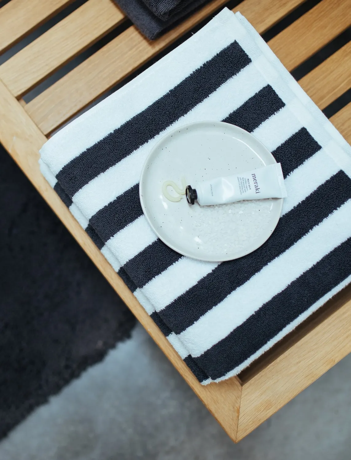 Vandyck Verona Stripes haandkle off black bomull