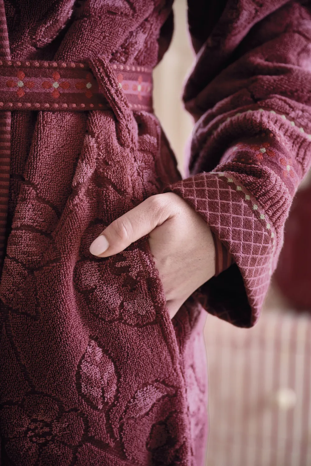 Pip Studio Jasmin Jacquard badekåpe mørk rosa M bomull