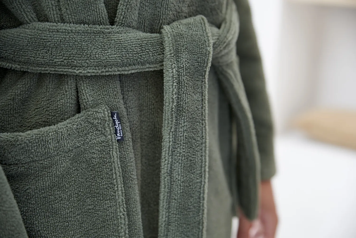 Vandyck Beaumont badekåpe sage green velour bambus