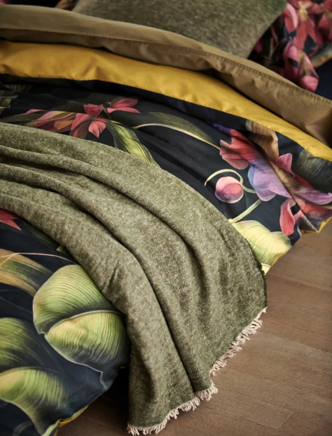 Vandyck Home 81 putevar 40x55 oak green bomull