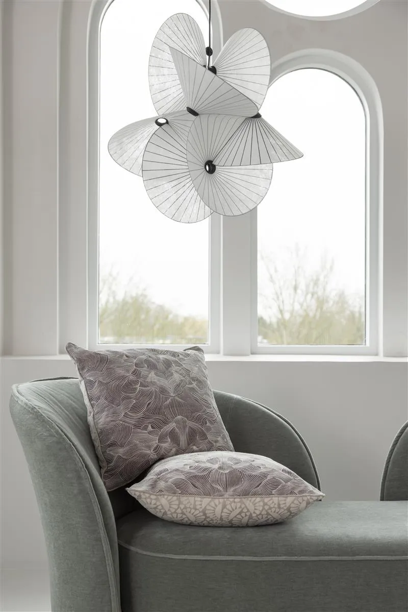 MOOOI Techno Bee Square pyntepute 50x50 cm lyslilla silke