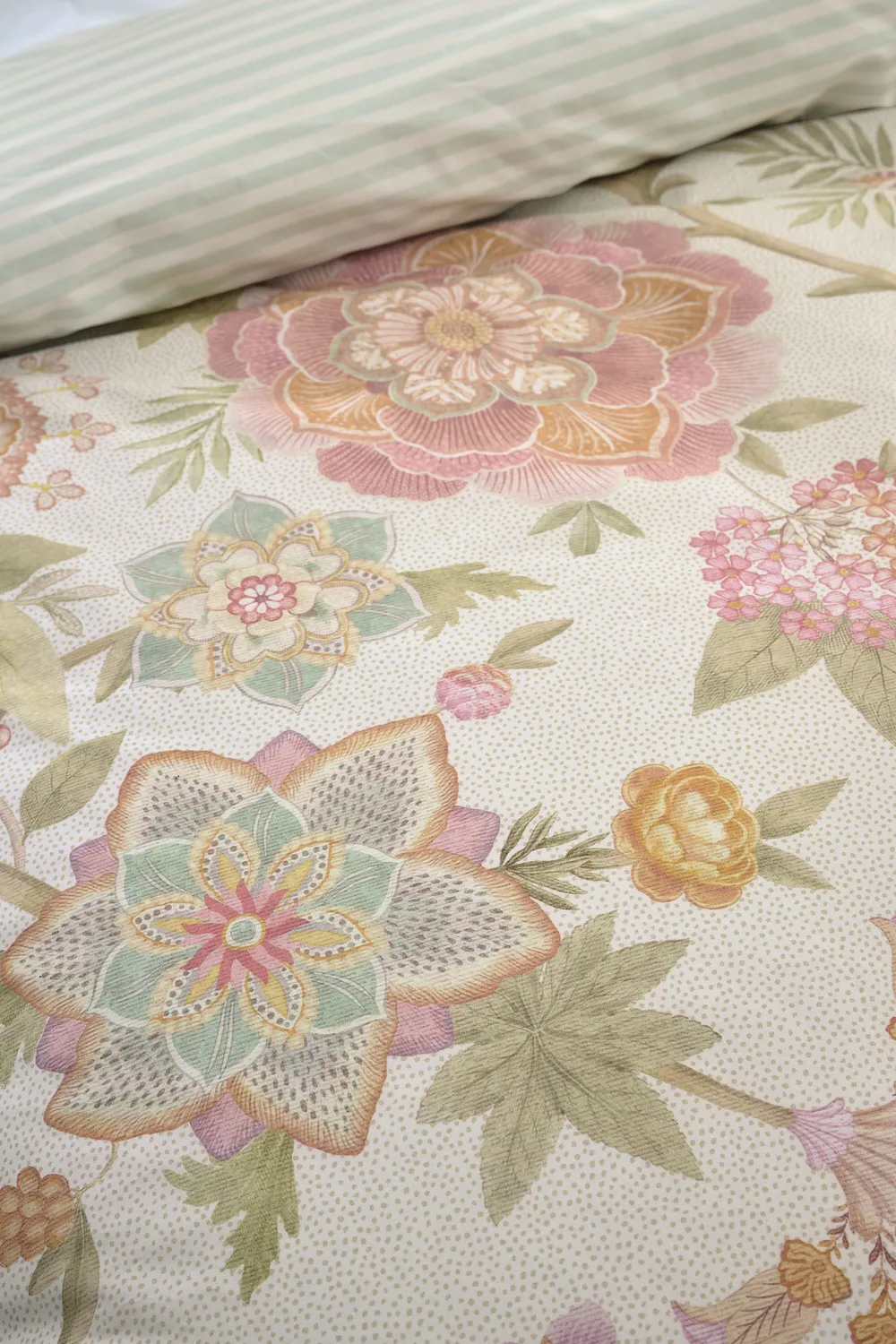 Pip Studio Bombay Bold dynetrekk offwhite 140x200cm bomull