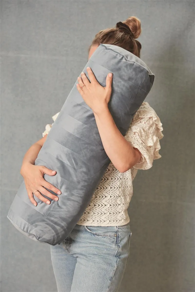 KAAT Amsterdam Softy Stripe pyntepute 22x70 cm blågrå fløyel